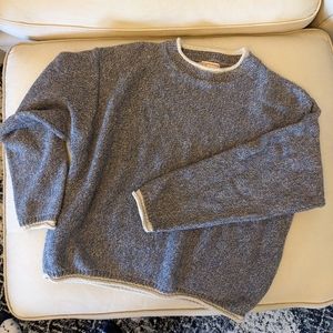 Women's Woolrich Sweater - EUC